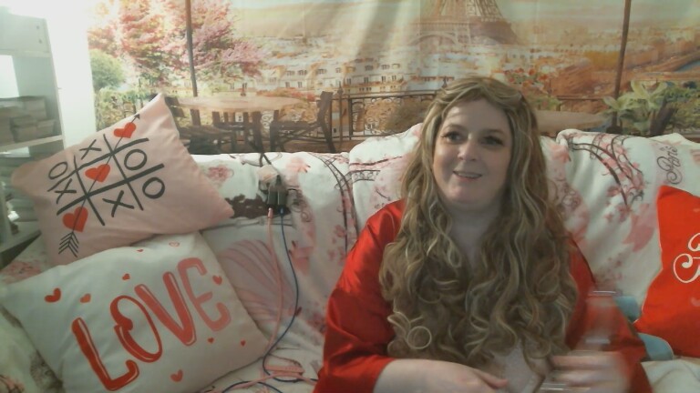 lovehollyann's Streamate show and profile