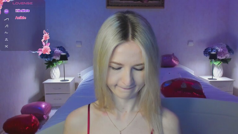 Julie_Blaze's Streamate show and profile