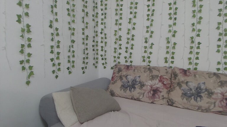 CARRMIYNA's Streamate show and profile