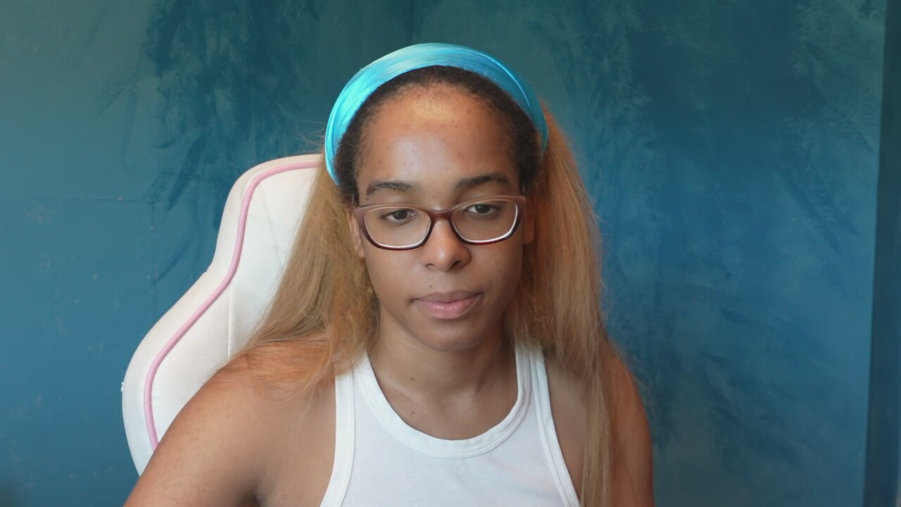 CaitlinCoxxx