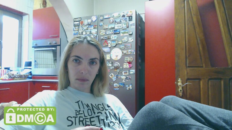 blondeangel_4u2's Streamate show and profile