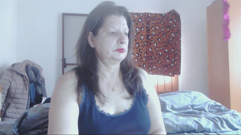 ExtasyMature's Streamate show and profile