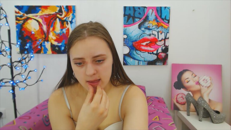 ArinaBelly's Streamate show and profile