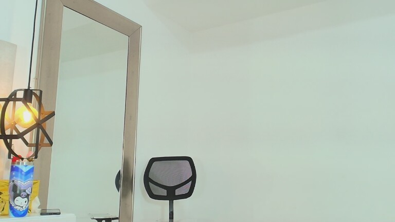 SaraBiigAss's Streamate show and profile